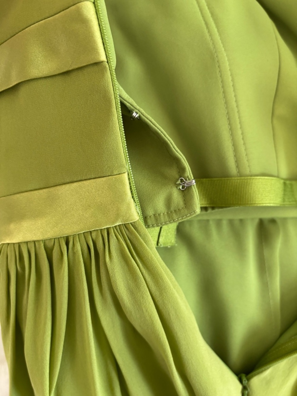 Kay Unger silk Strapless Olive-Green Midi Dress size 4 - Picture 9 of 12